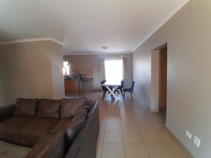 To Let 3 Bedroom Property for Rent in Kathu Northern Cape